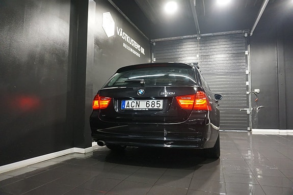 BMW 320 17 of 18