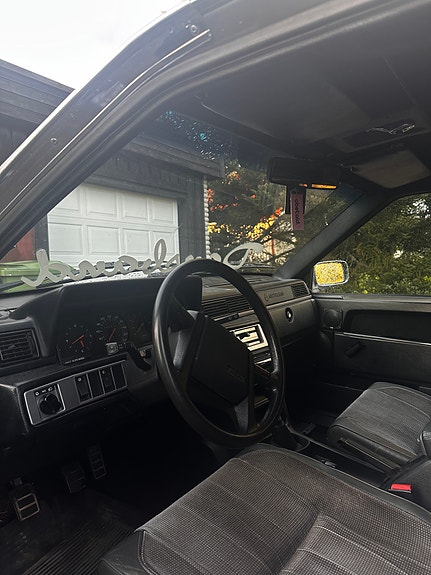 Volvo 740 3 of 8