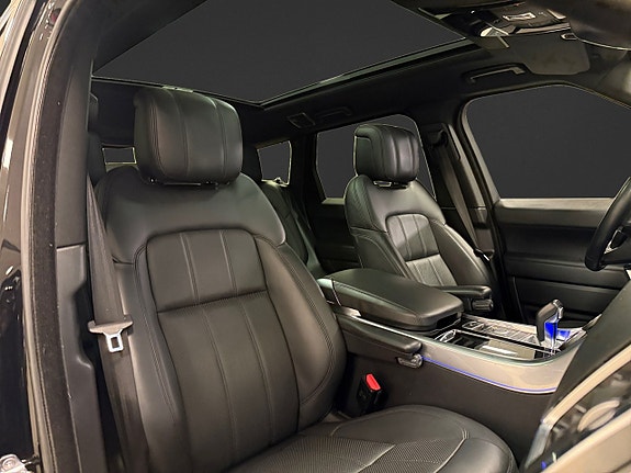 Land Rover Range Rover Sport 12 of 21