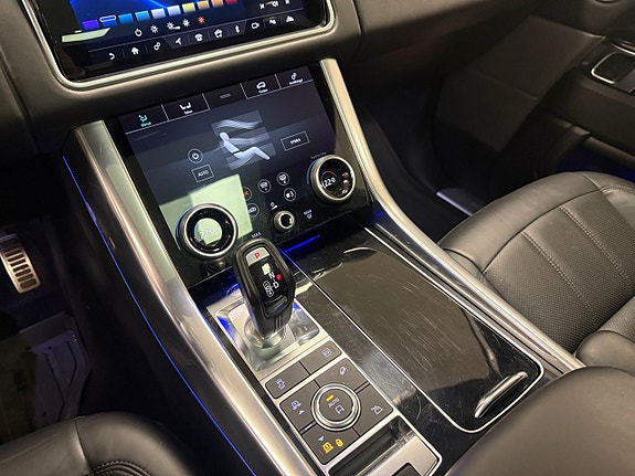Land Rover Range Rover Sport 15 of 21
