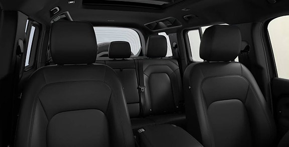 Land Rover Defender 110 6 of 7