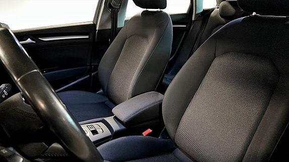 Audi A3 8 of 13
