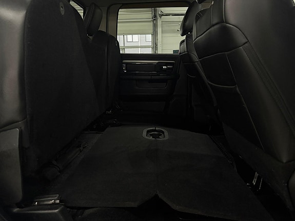 Dodge RAM 1500 9 of 30