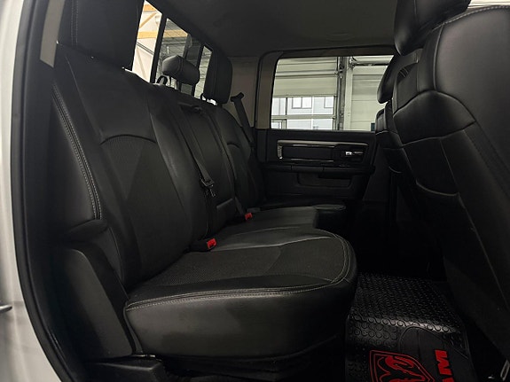 Dodge RAM 1500 8 of 30