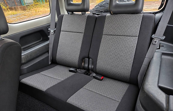 Suzuki Jimny 7 of 8
