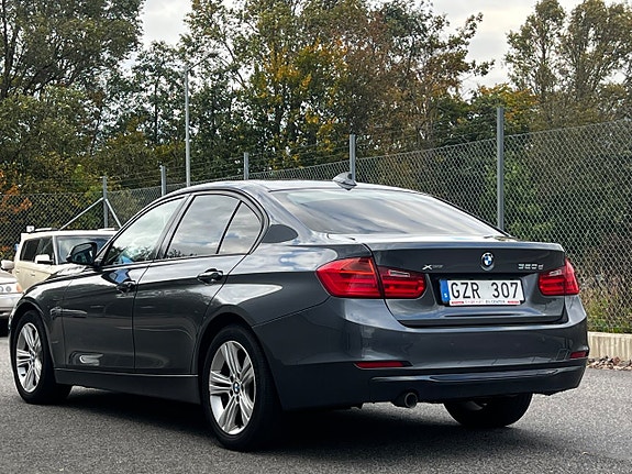 BMW 320d 3 of 22