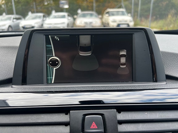 BMW 320d 12 of 22