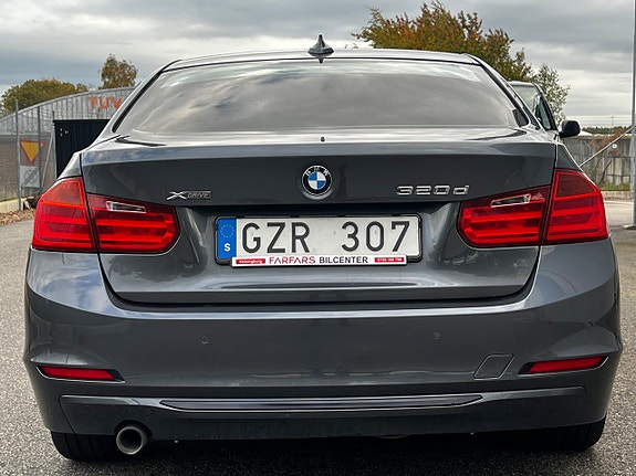 BMW 320d 20 of 22