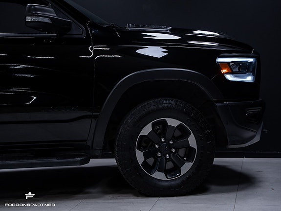 Dodge RAM 1500 12 of 30