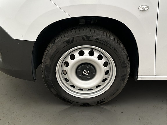 Fiat Doblo 27 of 30