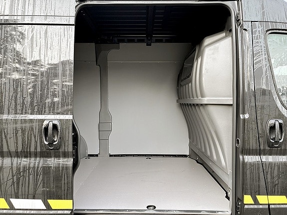 Opel Movano 7 of 22