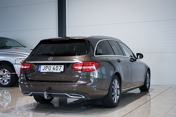 Mercedes-Benz C250 d 7 of 30