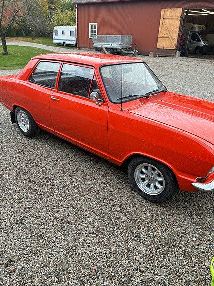 Opel Kadett 5 of 7