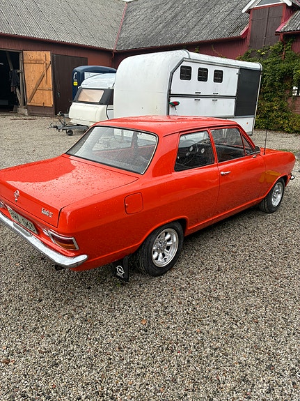Opel Kadett 6 of 7