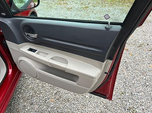 Dodge Magnum 9 of 30