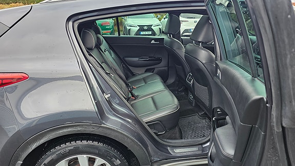 Kia Sportage 10 of 15