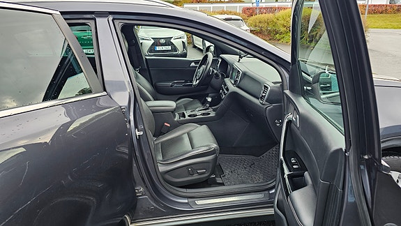Kia Sportage 9 of 15