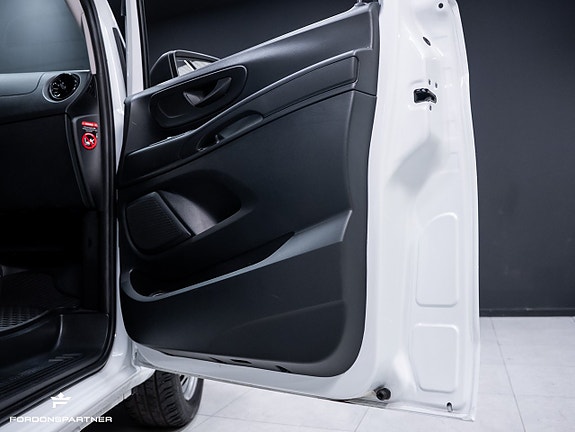 Mercedes-Benz Vito 114 28 of 30