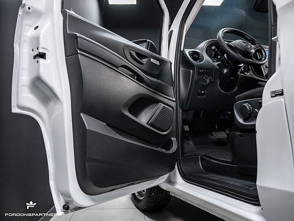 Mercedes-Benz Vito 114 18 of 30