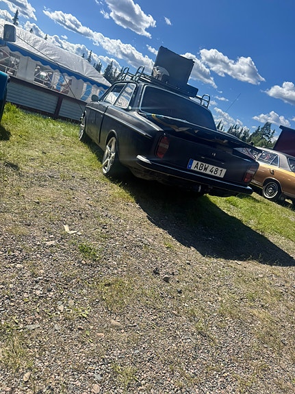 Volvo 142 3 of 8