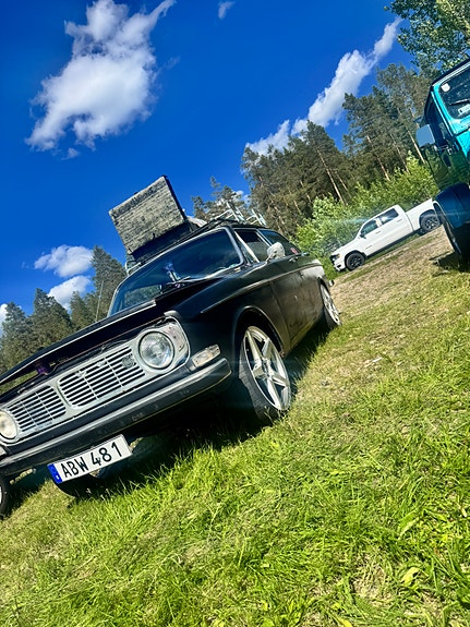 Volvo 142 2 of 8