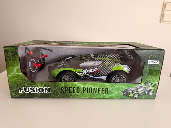 Product image 1 of 3
