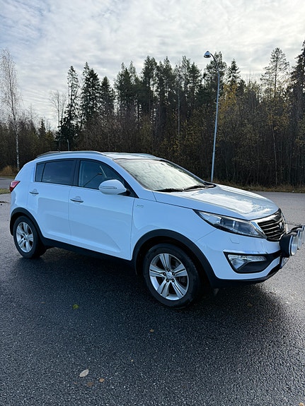 Kia Sportage 3 of 12