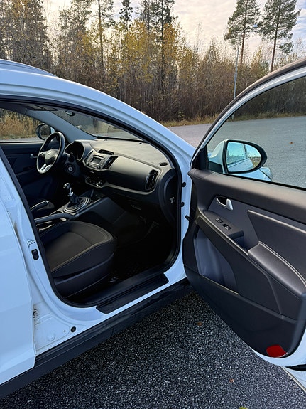 Kia Sportage 7 of 12