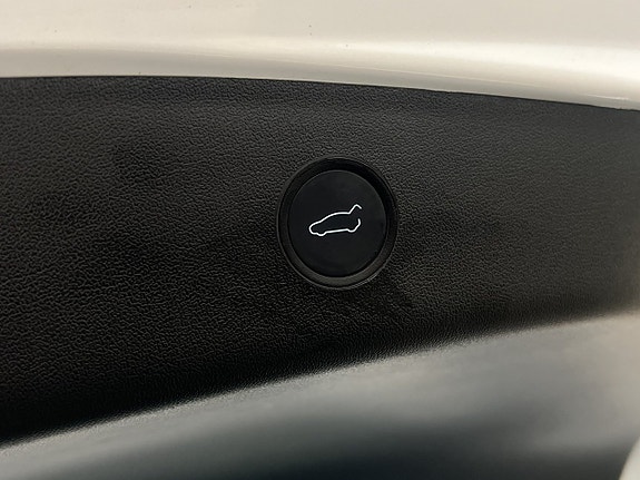 Tesla Model 3 10 of 30