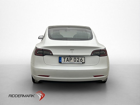 Tesla Model 3 8 of 30