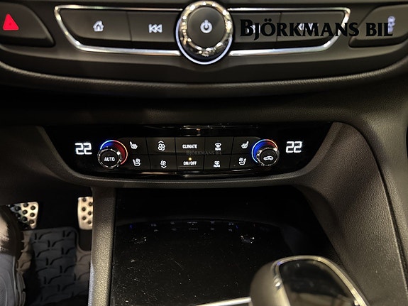 Opel Insignia 13 of 15