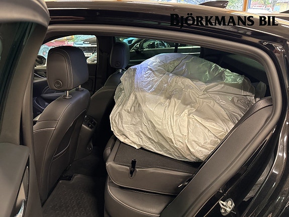 Opel Insignia 10 of 15