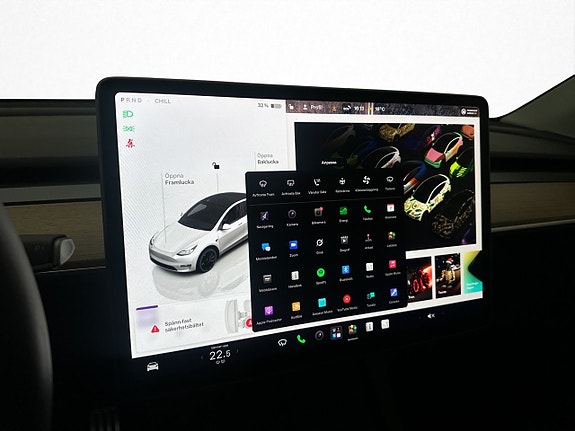 Tesla Model Y 11 of 23
