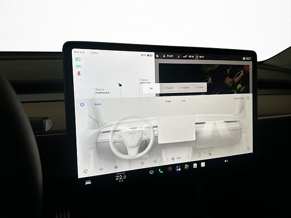Tesla Model Y 13 of 23
