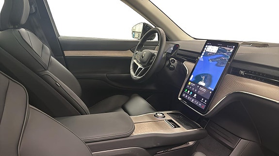 Volvo EX90 5 of 15