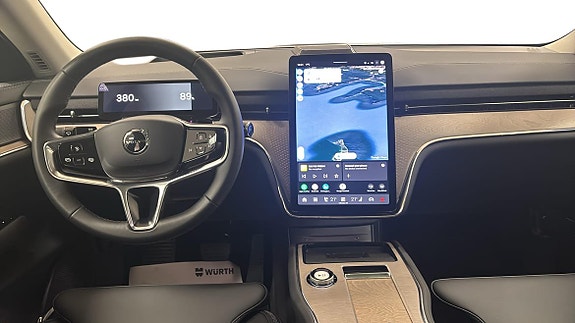 Volvo EX90 6 of 15
