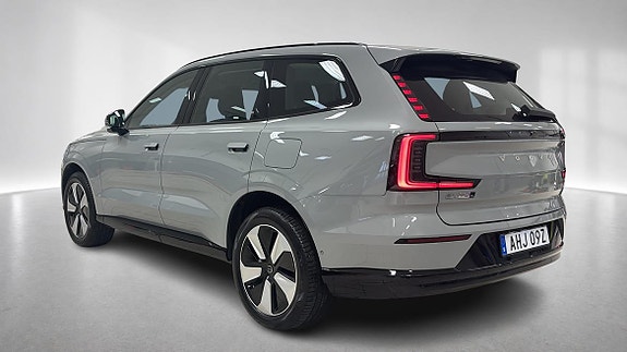 Volvo EX90 3 of 15