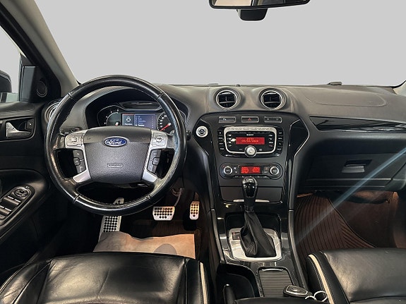 Ford Mondeo 12 of 22