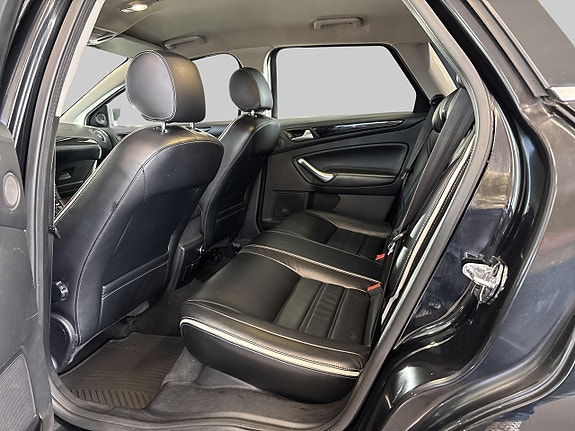 Ford Mondeo 21 of 22