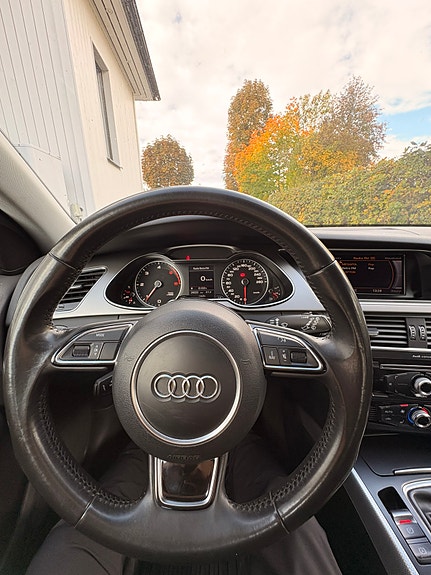 Audi A4 5 of 8