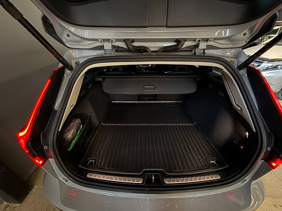 Volvo V60 Cross Country 19 of 19
