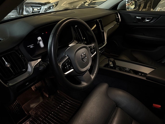 Volvo V60 Cross Country 18 of 19
