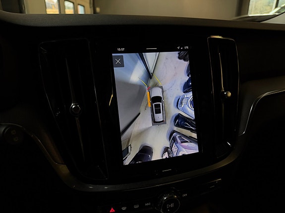 Volvo V60 Cross Country 14 of 19