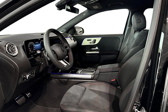 Mercedes-Benz GLA 250 e 11 of 14