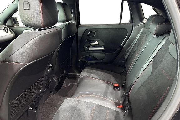 Mercedes-Benz GLA 250 e 10 of 14