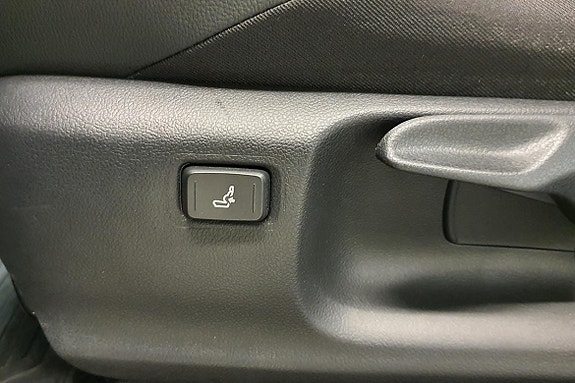 Toyota C-HR 21 of 25