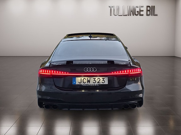 Audi A7 4 of 30