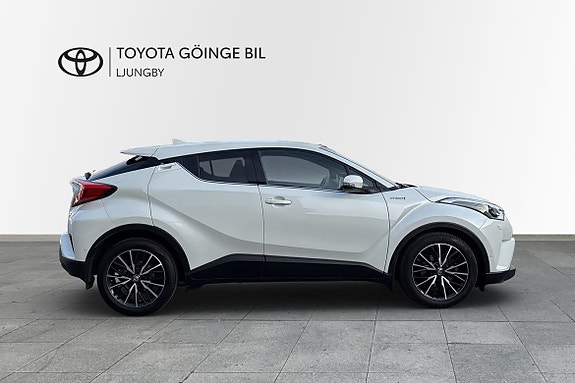 Toyota C-HR 18 of 20