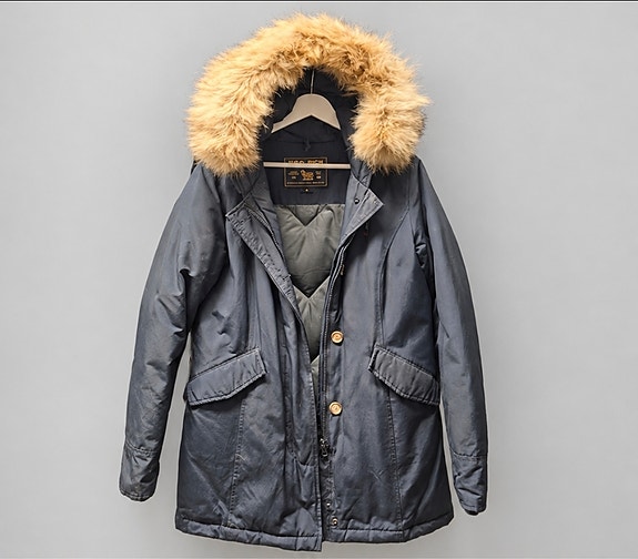 Product image 1 of 6