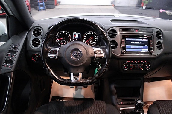 Volkswagen Tiguan 17 of 30